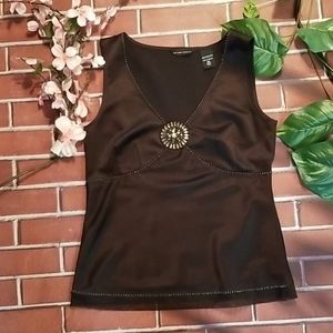 V-neck sleeveless top by New York & Co, sz XS